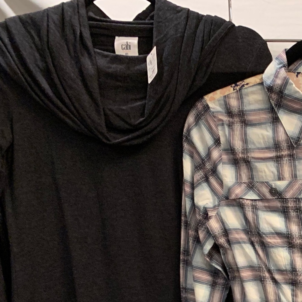 Cabi recess top